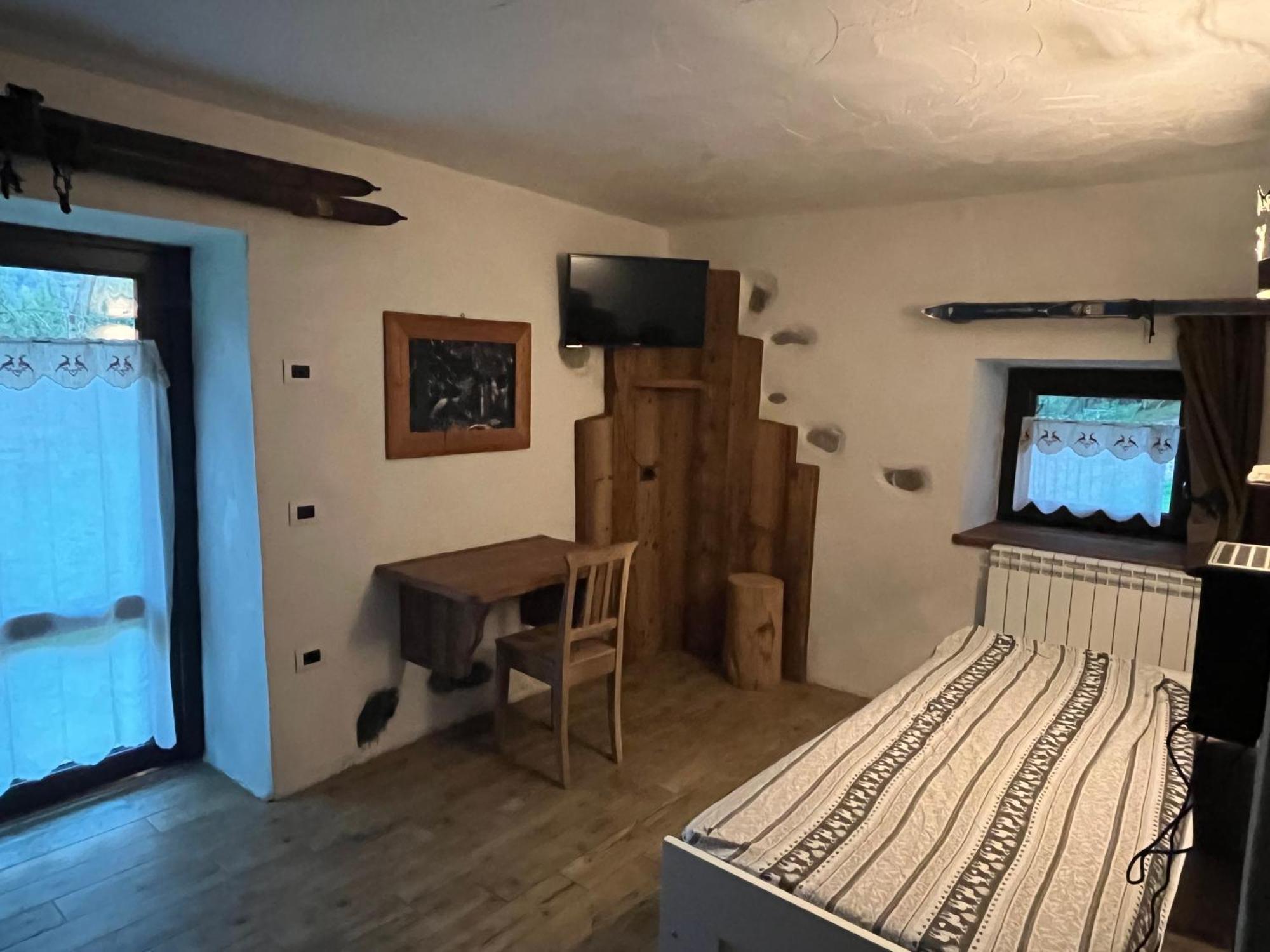 La Locanda Delle Pulci Bio Welness Mezzana  Kültér fotó