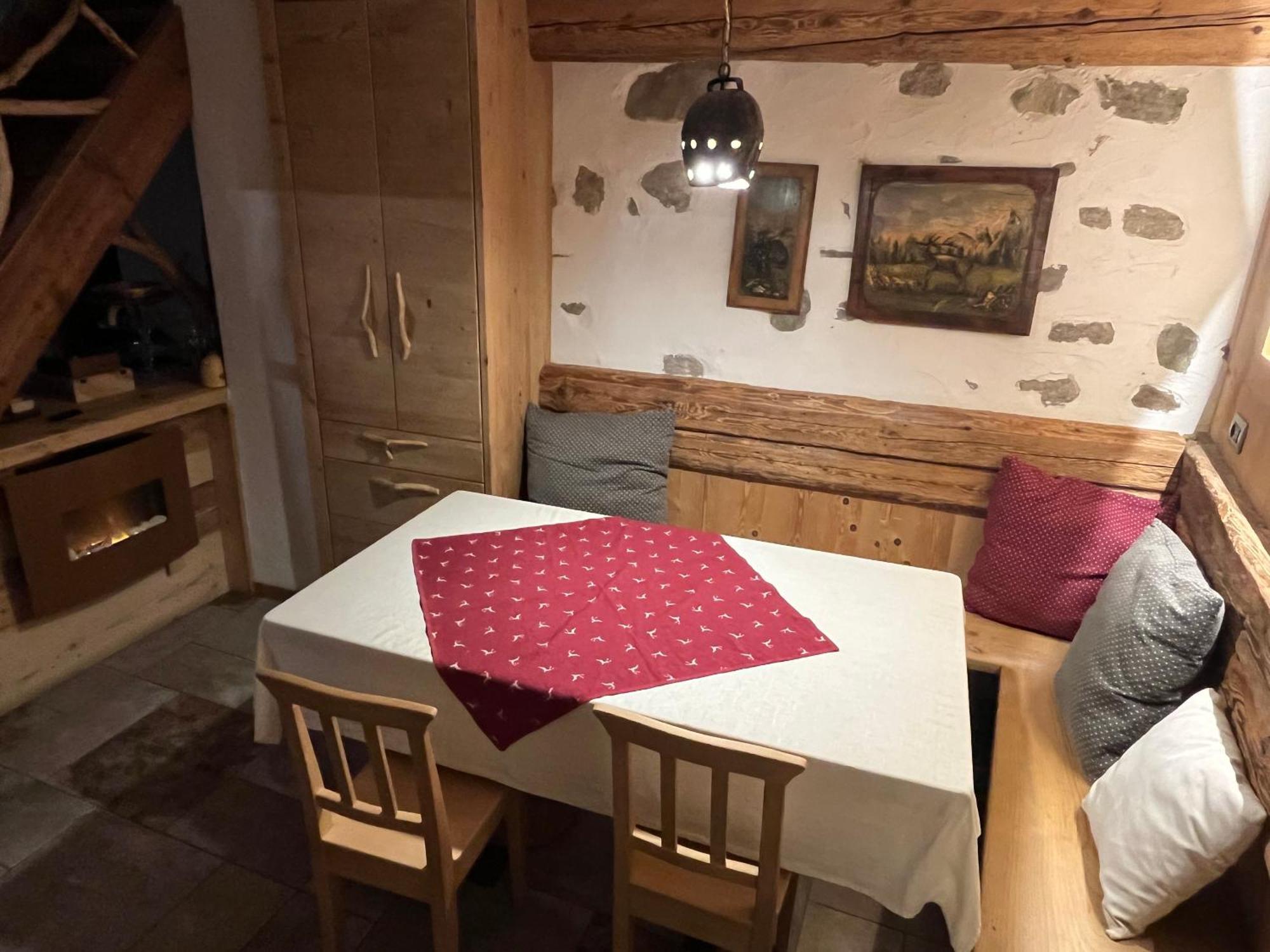 La Locanda Delle Pulci Bio Welness Mezzana  Kültér fotó